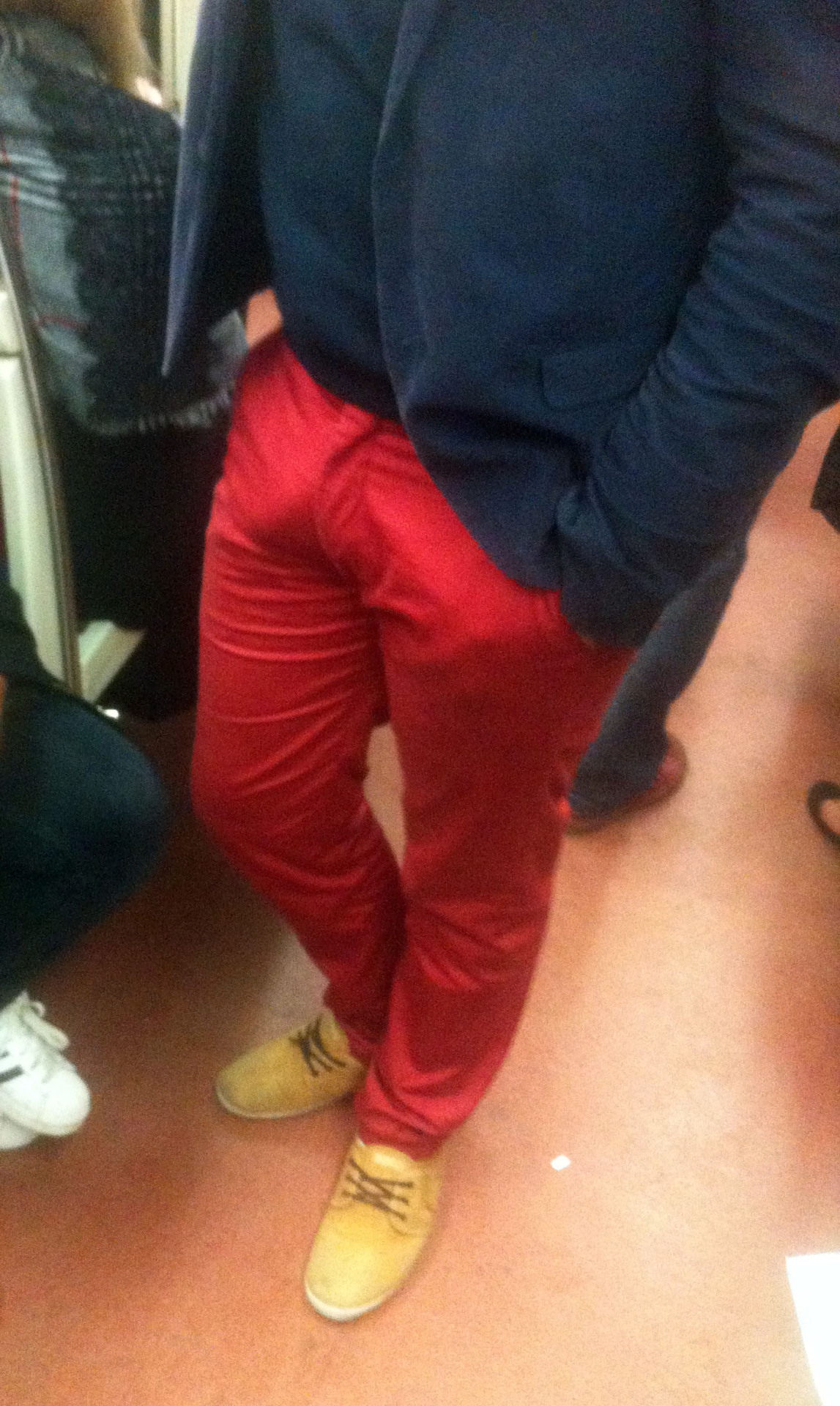 freeballing-and-more:  Petites photos d emon cru…. la video va suivre…..PLUS