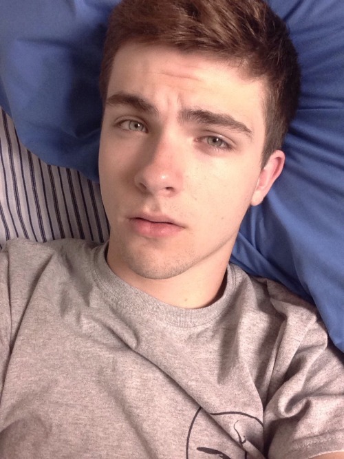 buttpls:  good night tumblr 