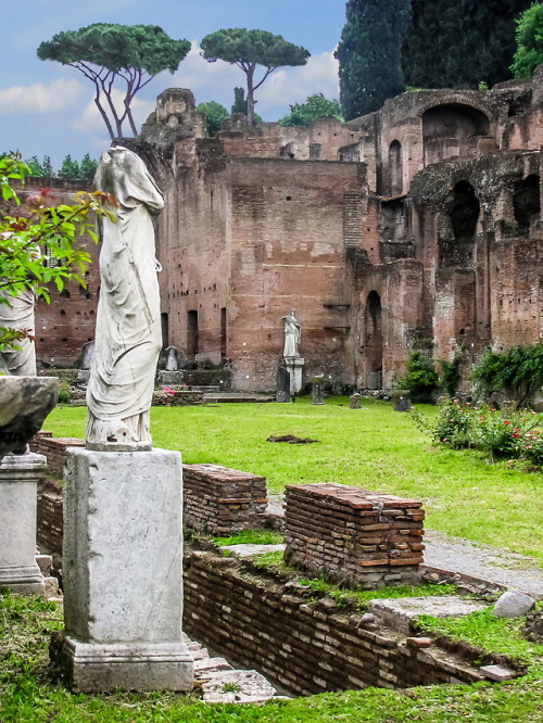 romebyzantium:House of the Vestal Virgins, Roman Forum, Rome.