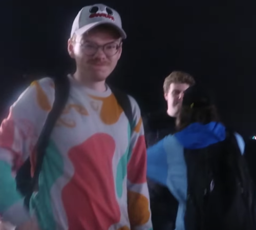 Cursed Screenshots From Anis Vlog
