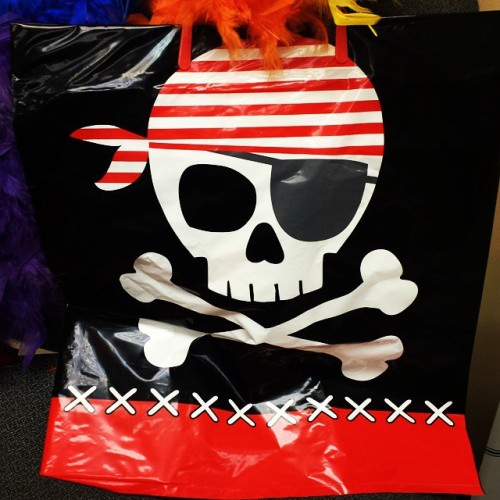 Treasure lies within this pirate bag, me hearties! Me Admiral (boss) has given me a great parting giftie from the day job! #switchingfleets