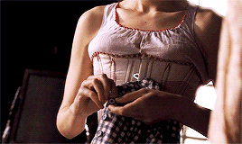 tumblr_p71inmGPTq1w1gv1yo3_r3_400.gif