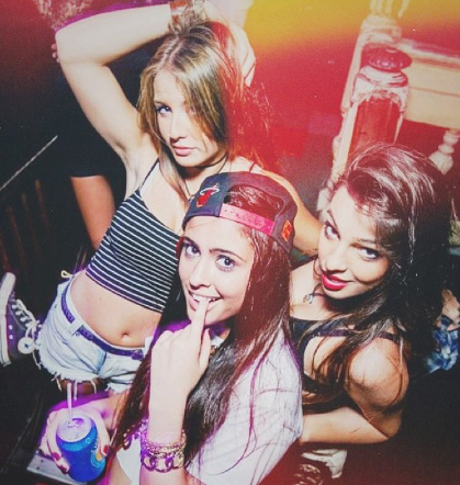 ☾ ☯ ☼ Take a trip with me...☮ ✌ ❀