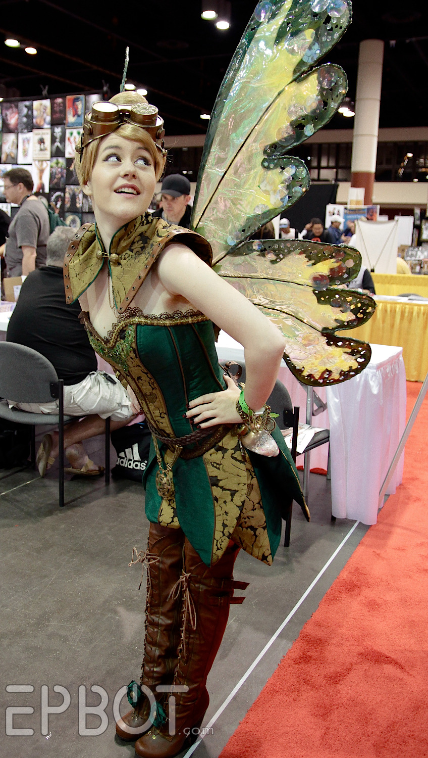steampunktendencies:  Steampunk Tinkerbell Cosplay Fabricator: Firefly Path Cosplayer/Model: Madeline