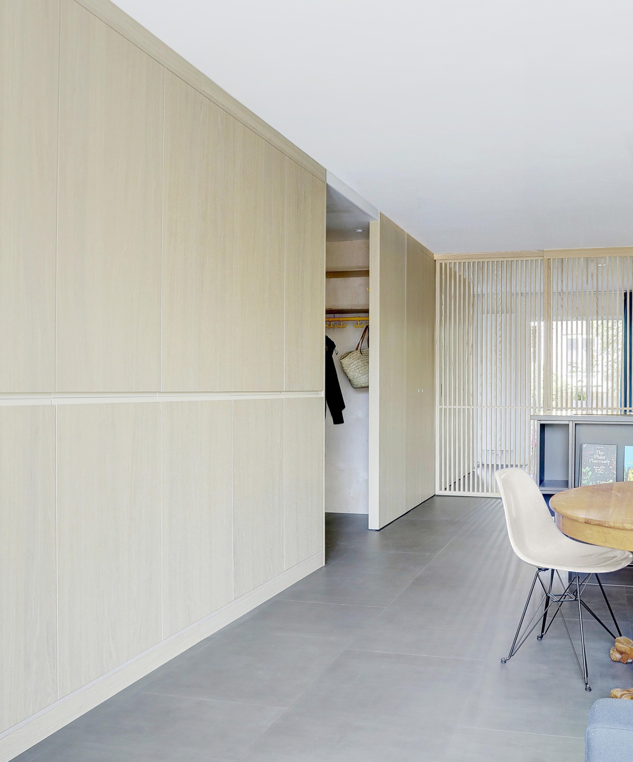 Interior design & realisation for small apartment in Amsterdam.
Right opposite of the oldest shipyard in Amsterdam we created
an interior for a 45 sq metre apartement.
The long wooden wall creates length in the apartment and offers space for various...