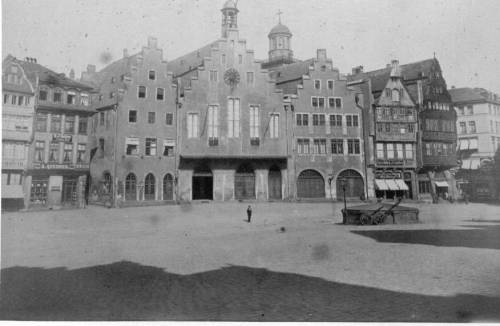 Zwei Ansichten fast Jahrhundert auseinander: Rōmerberg, Altstadt, Frankfurt Am Main, Hessen, Deutsch