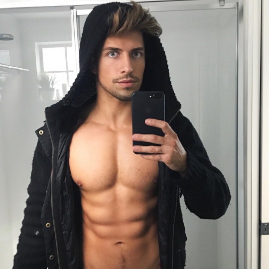 olliesboy:Ryan Greasley