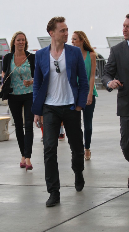 torrilla:  Tom Hiddleston goes to the Clippers game at the Staples Center in Los Angeles, CA on April 22, 2013 [HQ] 