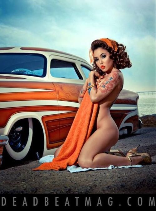 rockabillychickus: If you stare long enough - you will be able to see the smart classic hot rod car 