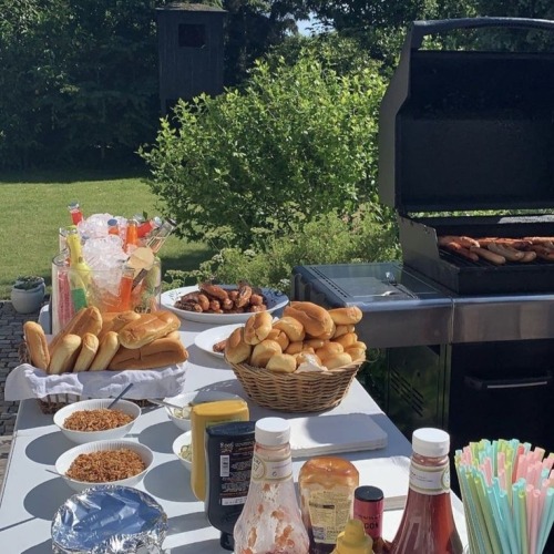 Family Bbq, Summer Dress And Dbf!bucky