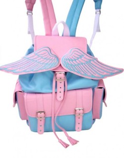 darling-cafe:  fairlykei:  Pink And Blue Wings Bag £50.00  GIMMIEEE
