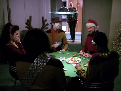 I Think Riker Convinced Everyone To Participate So That Data Could Experience Christmas