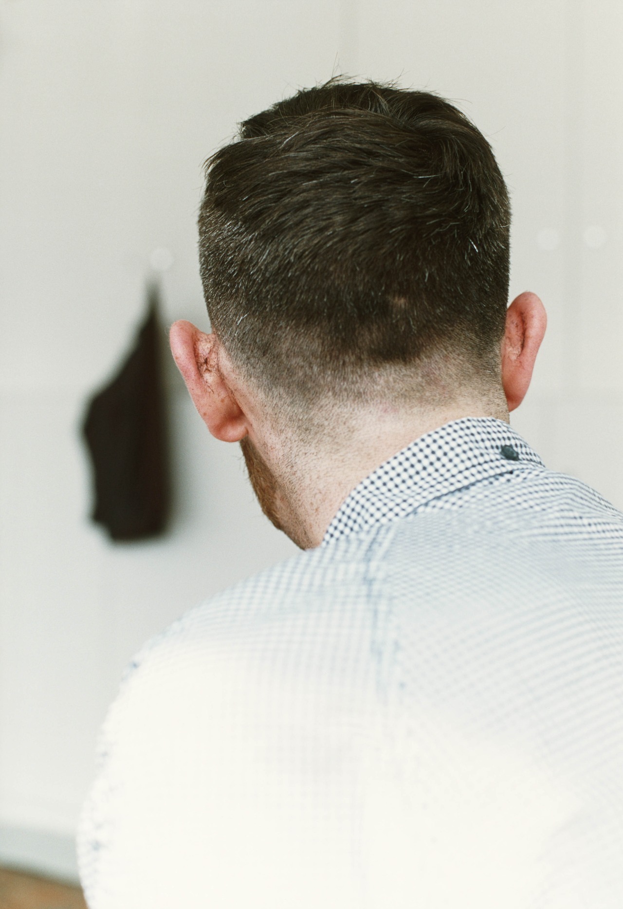 yet-tobe-titled:Wolfgang Tillmans, Haircut, 2007  Yet to be titled, Jon Gasca art