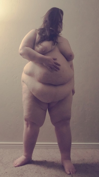 Porn photo bellablue377:I love my tummy ❤