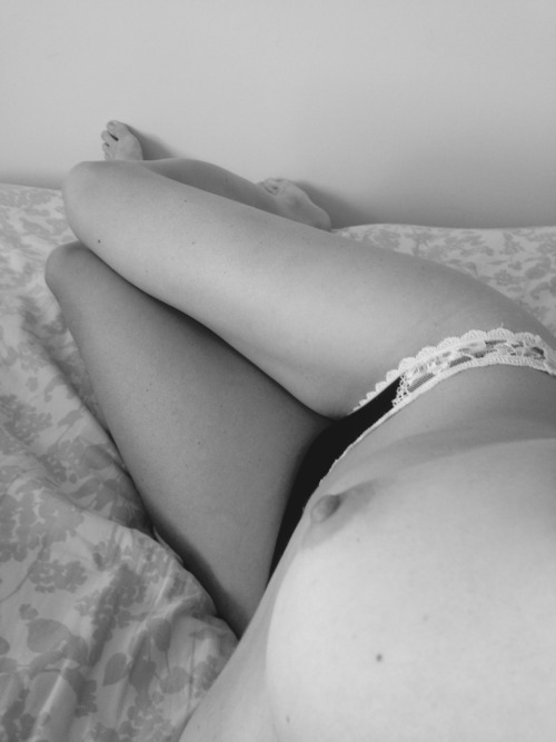 roleplay531:  We love breakfast in bed. 