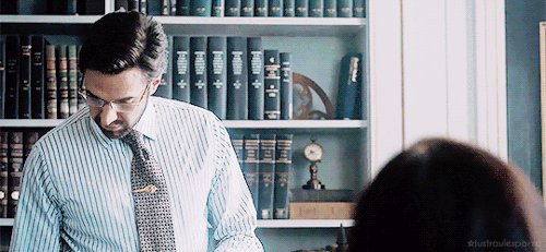 justraulesparza: Frederick Chilton in every episode Entrée (2/3)