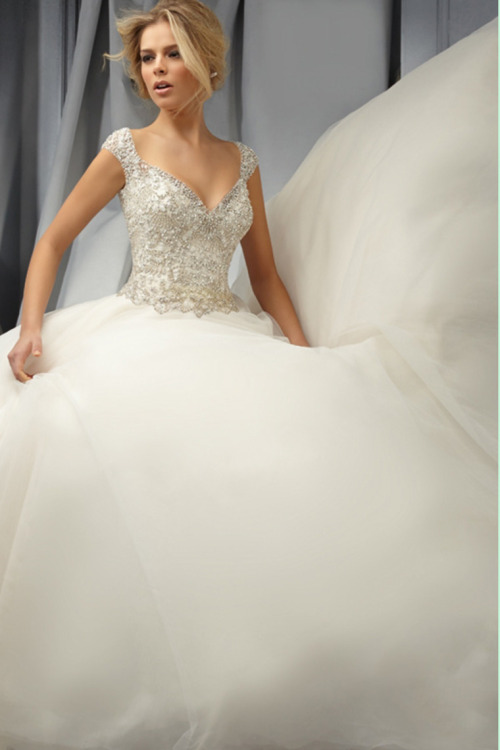  Off-the-shoulder Tulle Beading 2014 Chapel Train Wedding Dress 