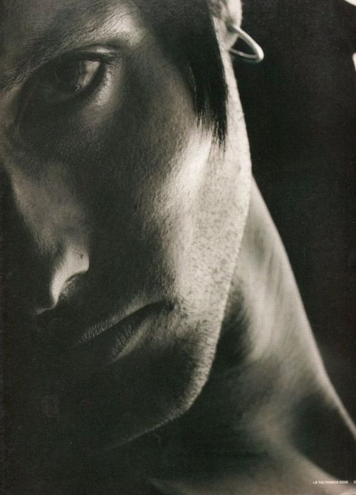 Brett Anderson, Suede ph: Nick Knight for i-D issue (1996)