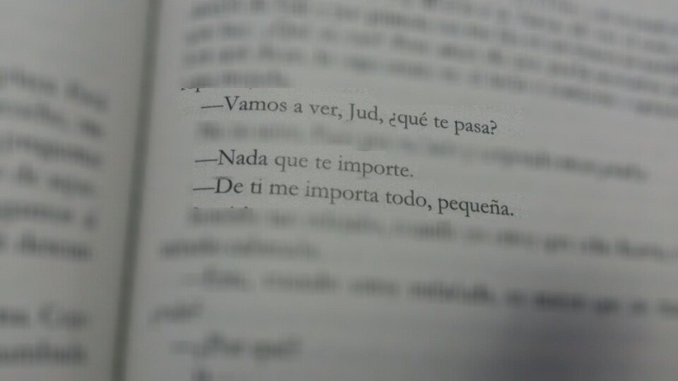 dont-feel-alone-anymore:  Pídeme lo que quieras - Megan Maxwell ❤