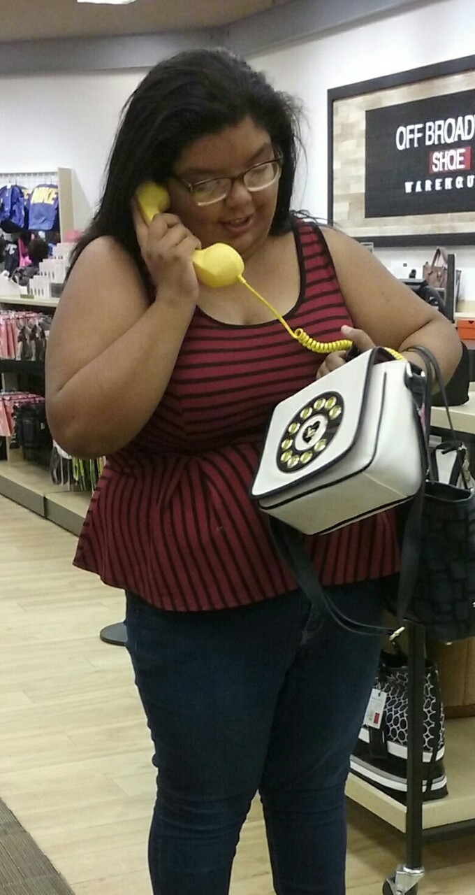 thomas-is-so-vine-and-kind:  You used to call me on my cellphone
