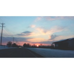 That Cotton Candy Sky Doe..gotta Love #Ohio #Sunsets. #Winter #Sunsetporn #Cloudporn