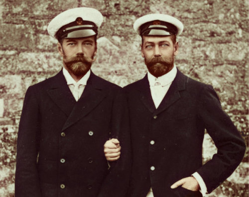 melancholiceuphoria:Tsar Nicholas II  and his cousin King George V 