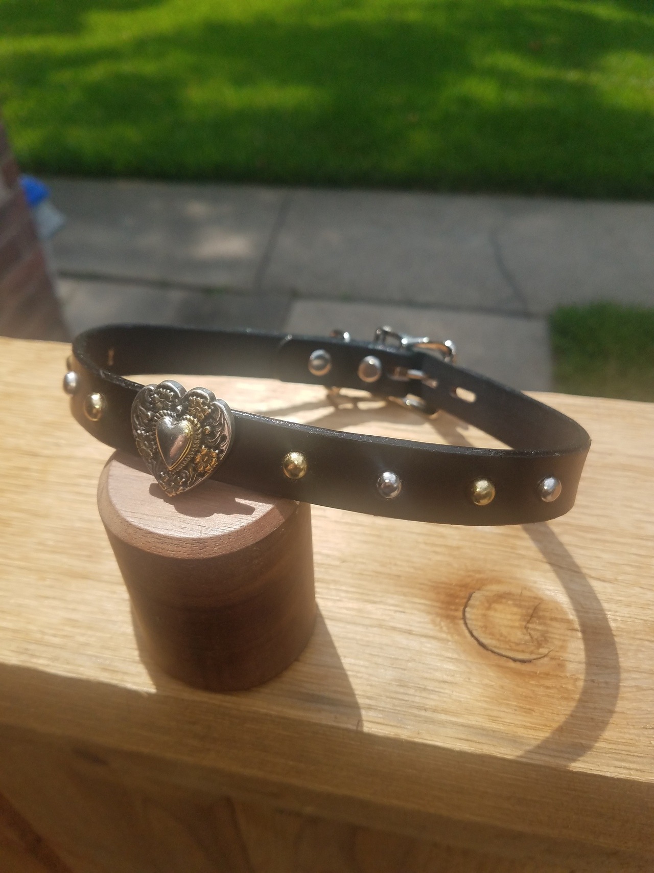 dominionleathershop:Finished a locking version of this collar for a custom.  It will