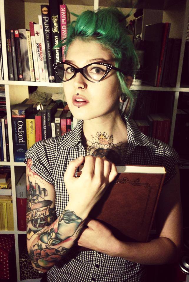 tattooedwomenarebeautiful:  Modèle: Victoria Van Violence 