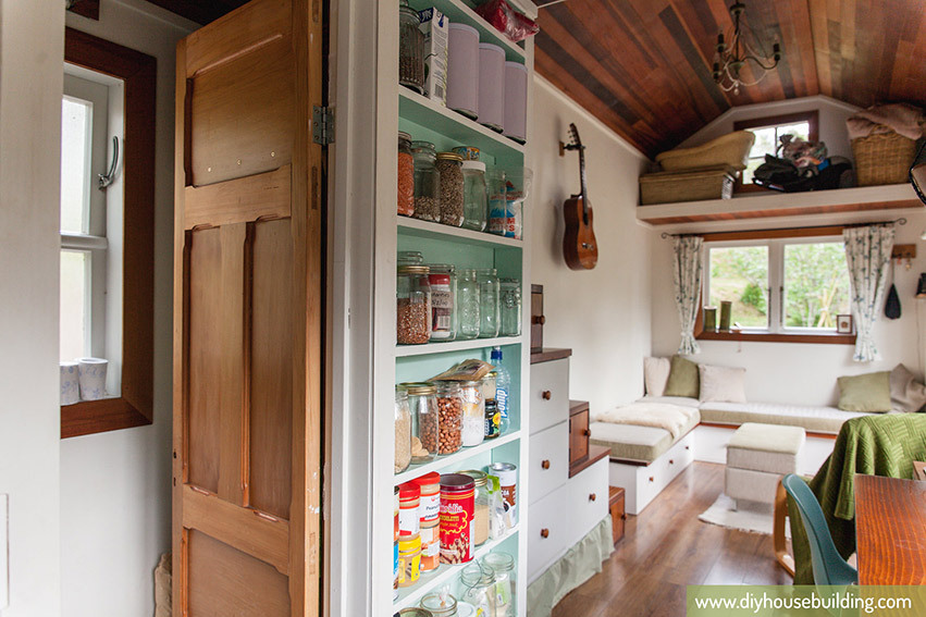 tinyhousedarling:  DIY House Building PLANS - $89 for Framing Plans I want this home!