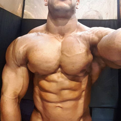 musclementoworship:  Is your mouth salivating ? Mine is, baby let me worship those HUGE pecs.