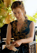 petyrbaelishs:thronesgifs challenge » [ 7 ] outfits » margaery’s gowns