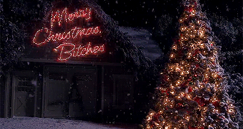 prettylittleliars:  You won’t want to miss it. 