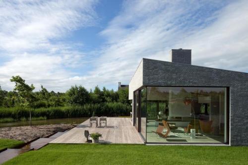 nonconcept:  Villa Frenay, located in Almere, Netherlands by Studio 70F. (Photography: Luuk Kramer)  