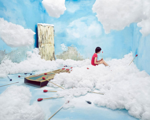 sixpenceee:  Korean Artist, JeeYoung Lee transforms her small, 3x6m studio into different dream worlds (Her Website)   Being someone with mental illness this speaks to me in ways it was probably not meant to..