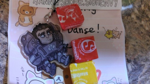 got my Danse and my favorite starburst flavors B) thanks goes to @rannef-art!