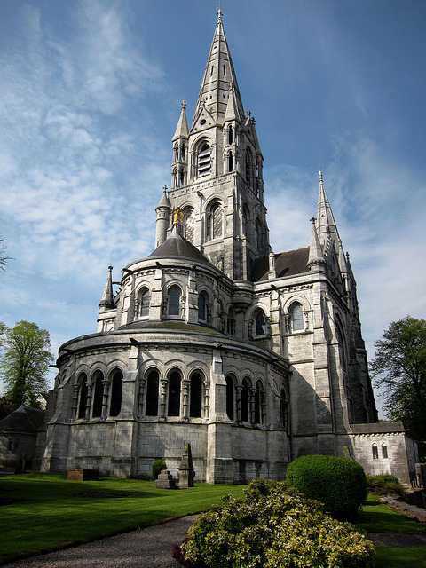 Saint Fin Barre’s Cathedral in Cork, Ireland (by iassakka).