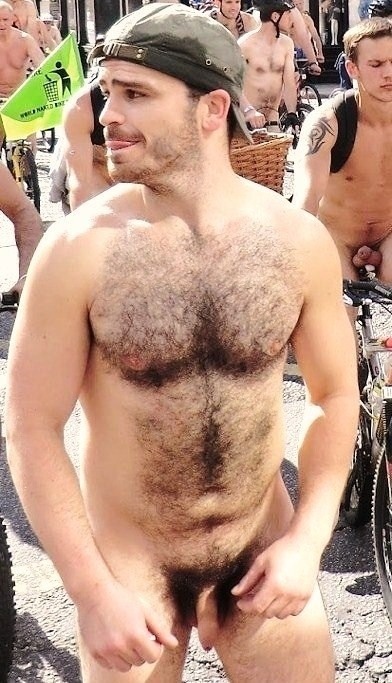 gaynudistcocks:  Be proud of your cock and show it in public: Exhibitionists have