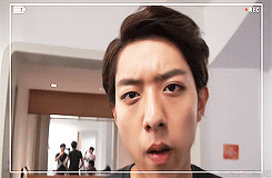 yong-yongie:  CNBLUE staring contest.