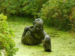 horrorpunk:  Swamp sculpture at Indian Sculpture Park in Victoria’s Way, Ireland. Cool! 
