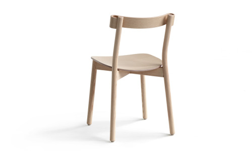 The Still Life Chair by Marcel SigelThe Still Life Chair is a creation of the London based Australia
