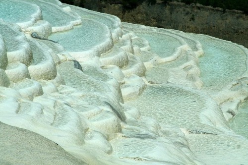 odditiesoflife:White Water Terraces, Shangri-laAn incredible sight - beautifully shaped semi-circles