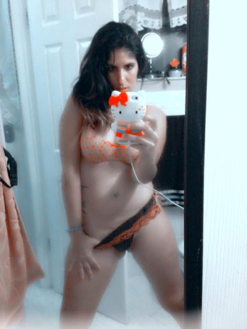 boricuasdesnudas:  Esposa de Peter la anguila! porn pictures