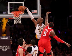 mikeyfredds:  thelakersshowtime:  VINO!   Kobe’s still got it