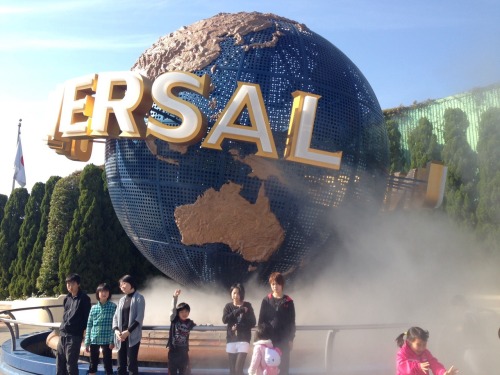 Fun is Universal. Today we spent most of the day at Universal Studios Japan. We didn’t stay un