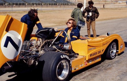 motorsportsarchives - Peter Revson McLaren M8F, Riverside 1971