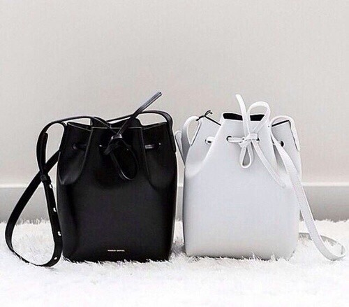daretobefashionable:  Bucket Bags