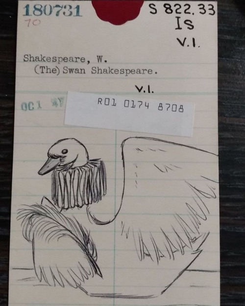 quijotescx:This Thursday, y’all get a visual pun. Shakespeare, now with 100% more avian m