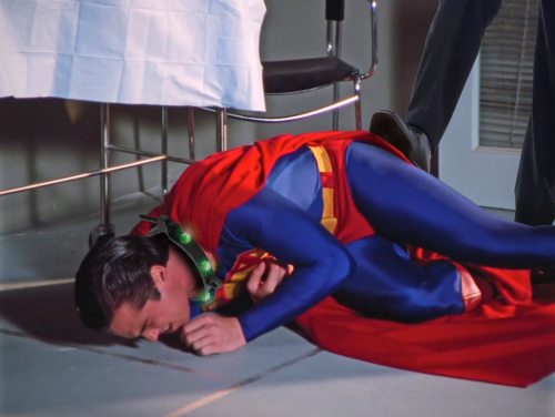 luthor55: herofromkrypton: “You’re being melodramatic. I think it looks great on you, Superman….” Re