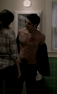 male-and-others-drugs:  🔵 Tyler Posey 🔵