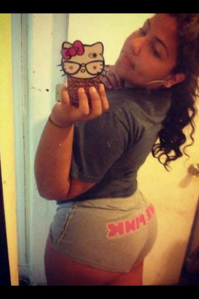 upear4us:  Thick Bay Area Latina 